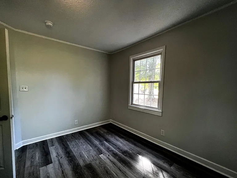 8118 Walnut Cove Rd — Photo 13
