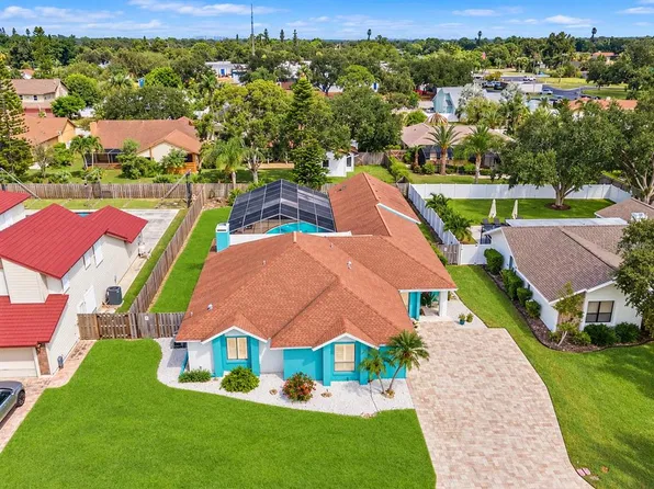 8004 NW 11TH AVENUE, BRADENTON, FL 34209