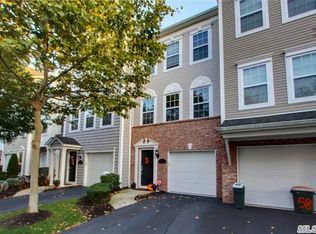 59 Rialto Way, Patchogue, NY 11772