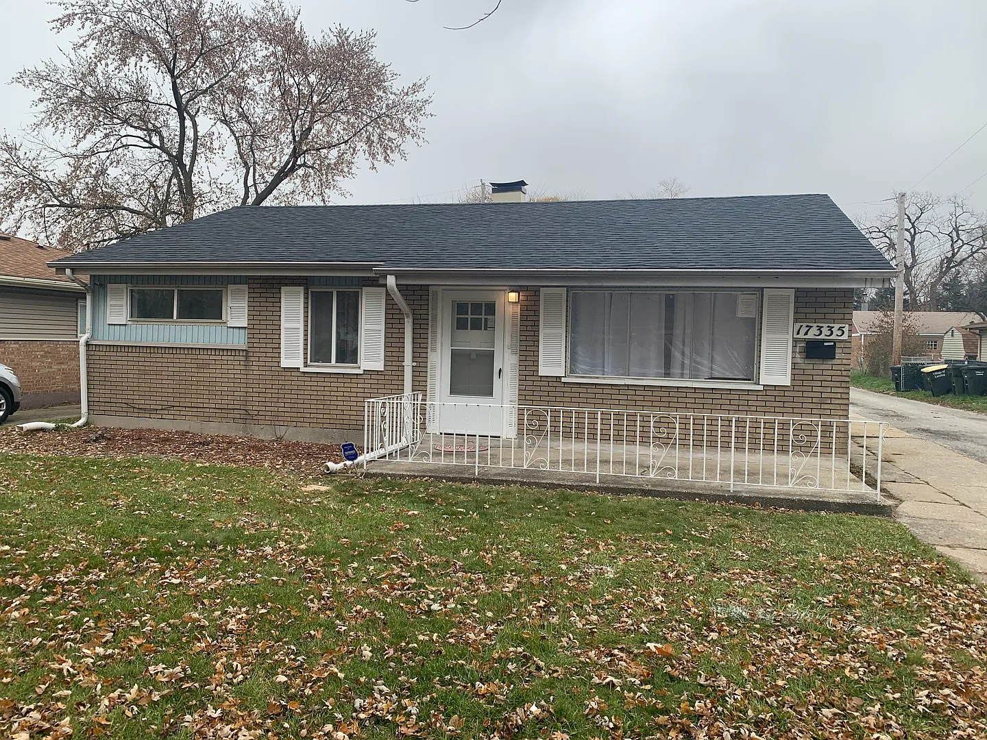 17335 Community St photo 1