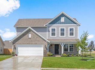 5486 Wood Spring Ln, McCordsville, IN
