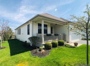 17 Allie Ln, Hamburg, NY 14075