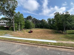 7640 Crossing Ridge Dr, Belews Creek, NC 27009