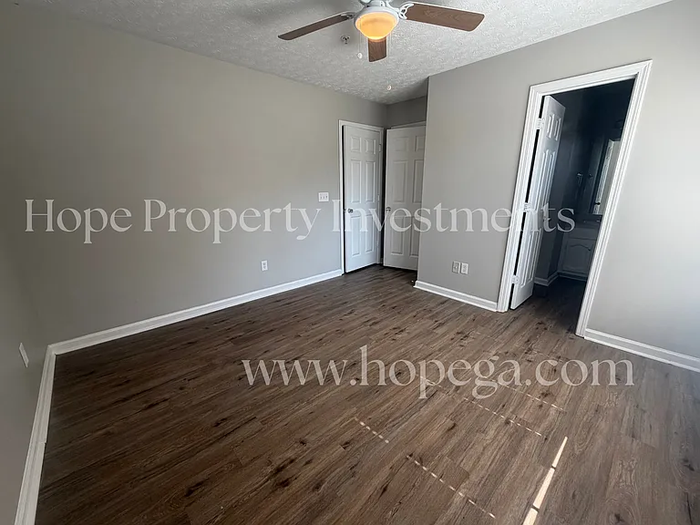 5 E Newnan Rd — Photo 14