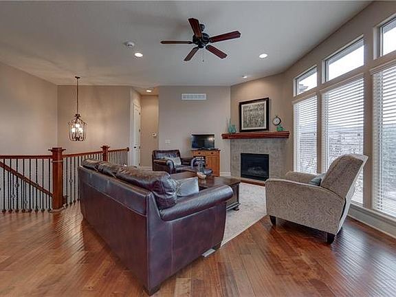 3rd image of 13447 W 173rd Ter