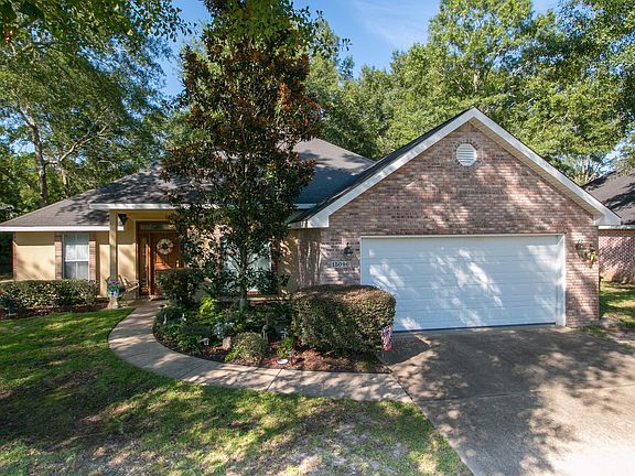 2nd image of 15096 Warren Dr
