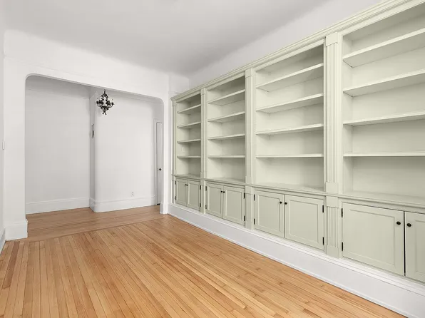 615 W 113th St APT 6, New York, NY 10025