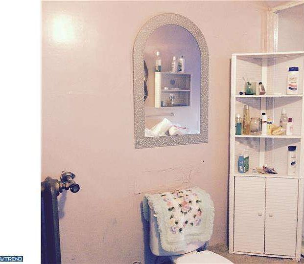 2nd image of 4838 E Roosevelt Blvd