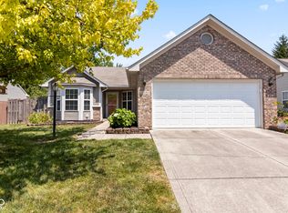 10343 Northbrook Dr, Fishers, IN 46038
