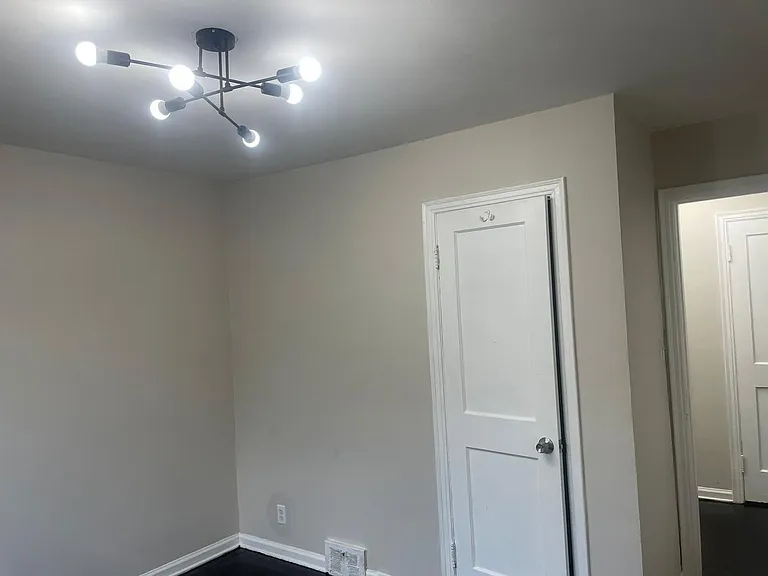 Detroit Luxury Living Apartments — Photo 32