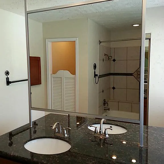 1907 Liberty Point Ln — Photo 15