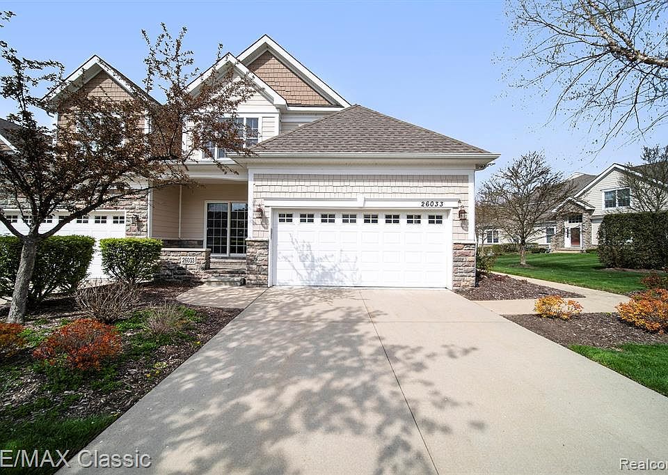 1st image of 26033 Island Lake Dr