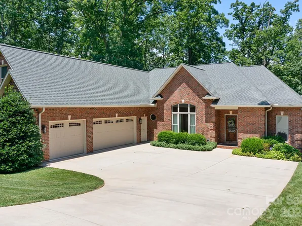 3357 Quinlan Ln, Lincolnton, NC 28092
