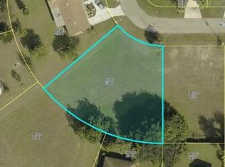 1102 SE 19th Ter, Cape Coral, FL 33990