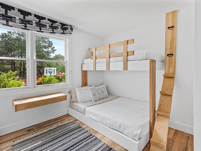 2 Castle Ct — Photo 23