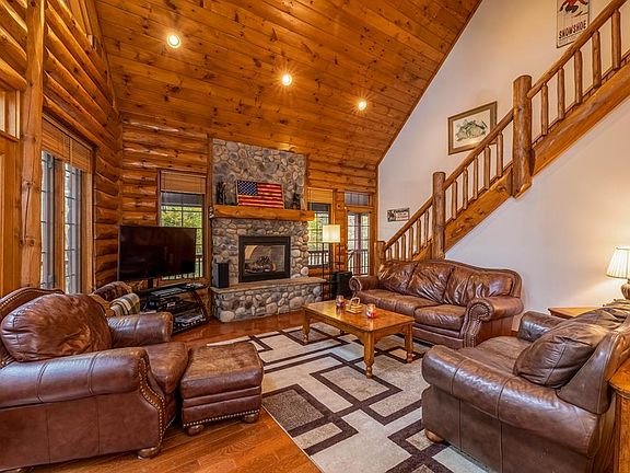 5th image of 58 Upper Hillside Ln