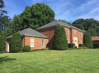 710 Moser Rd, Louisville, KY 40223