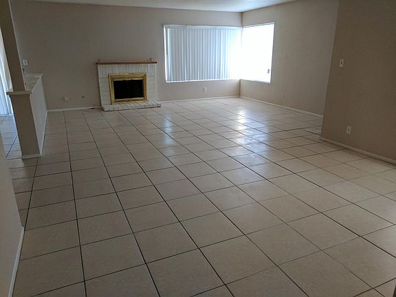 3rd image of 4162 Larkwood Ave