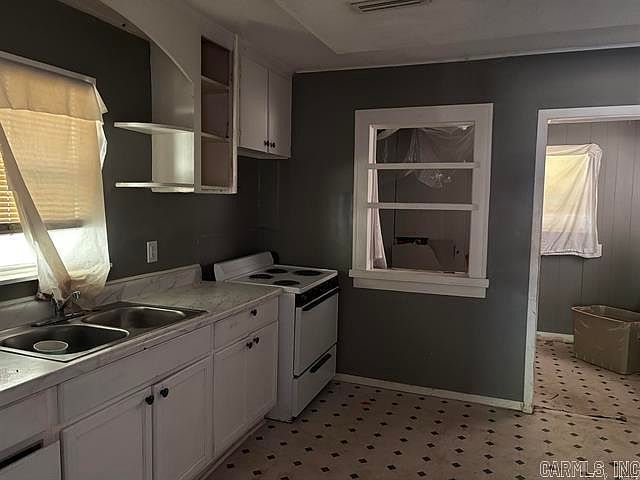 2nd image of 4916 Atkins St