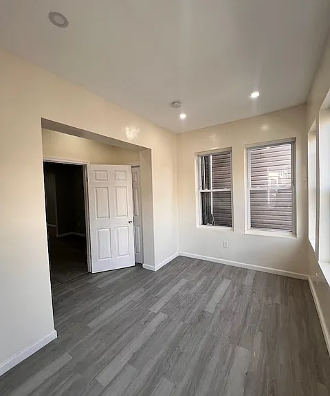 72 Seymour Ave #1 — Photo 5