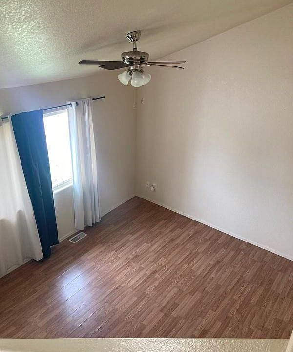 1st image of 269 W Acorn Dr