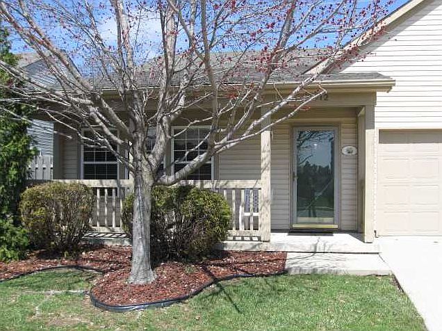1st image of 9912 Waterside Dr