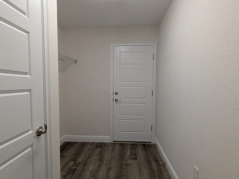 3140 W Juliet Pl — Photo 11