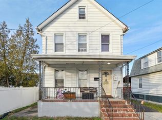 47 Fayette St, Edison, NJ 08817