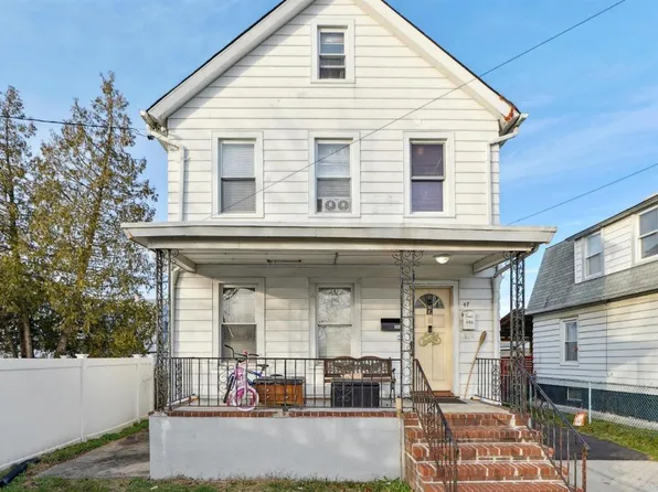 47 Fayette St, Edison, NJ 08817