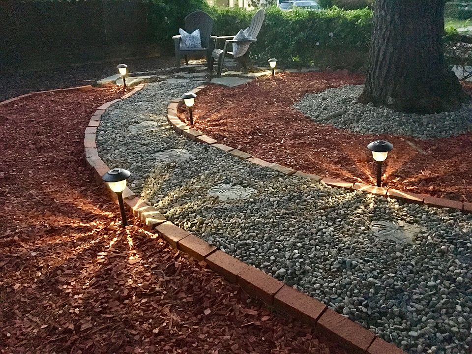 Front yard seats-wine time!