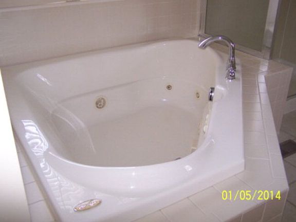 3rd image of 7730 Indian Springs Dr