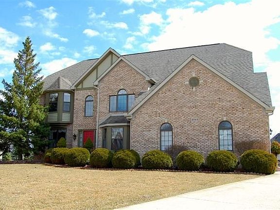 2nd image of 3713 Parkwood Cir