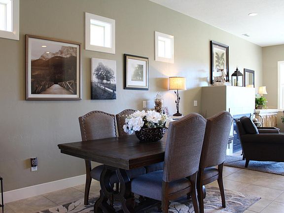 4th image of 2379 W Crescent Heights Dr