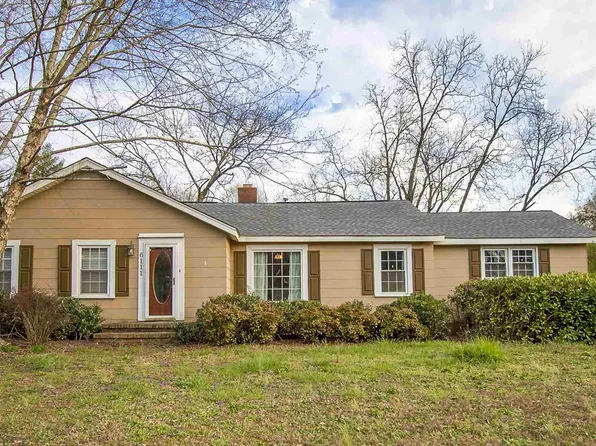 6111 West Ave, Lavonia, GA 30553
