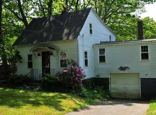14 Gerrish Island Ln, Kittery Point, ME 03905