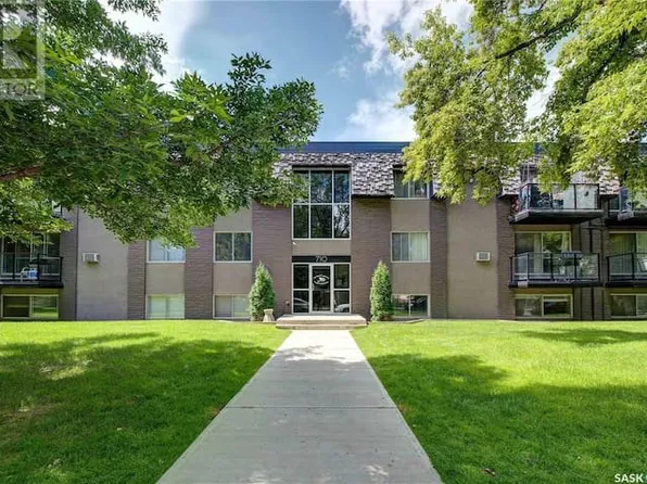710 Melrose Ave #1, Saskatoon, SK S7N 0Y7