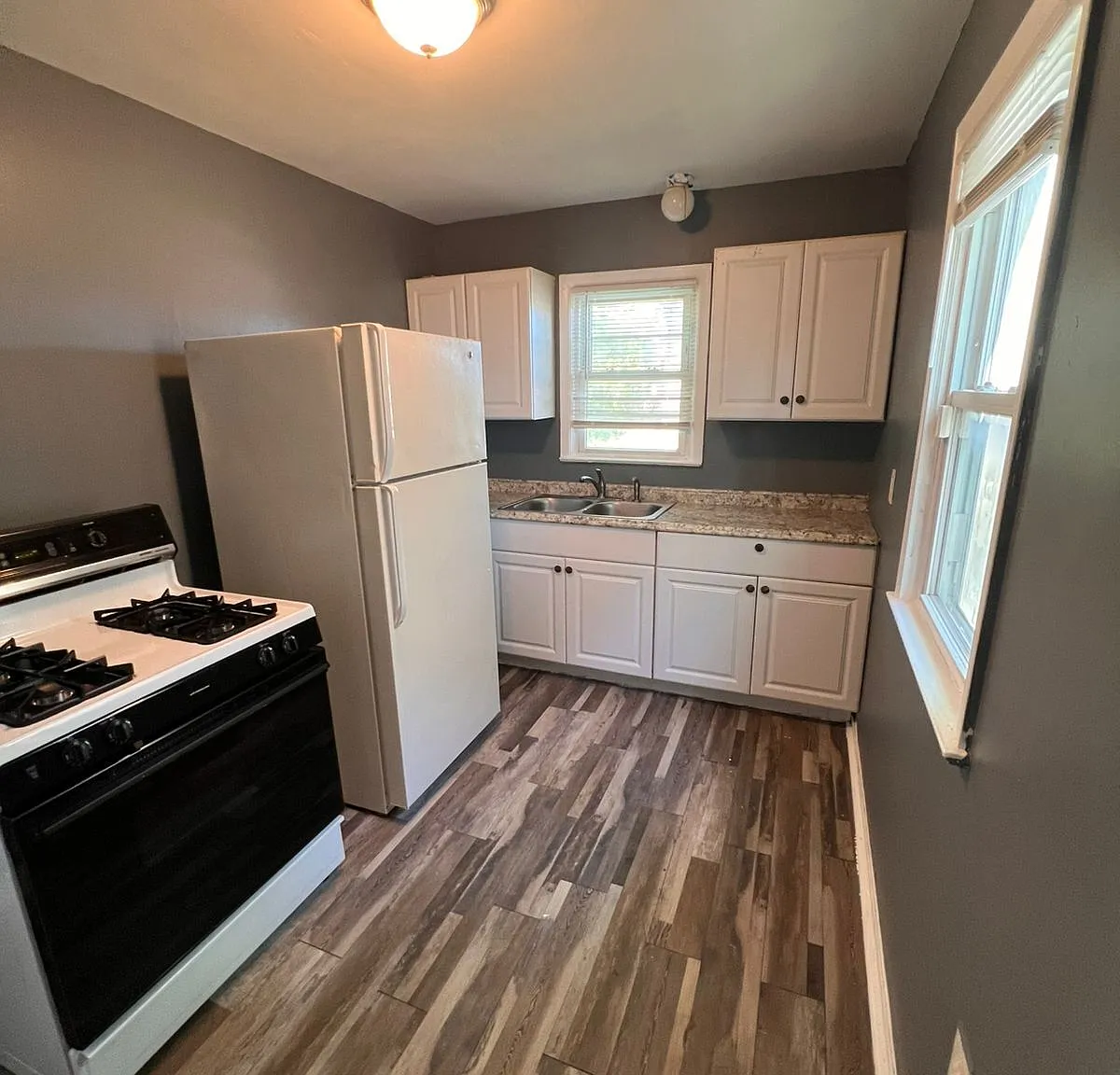 8832 Vaughan Street - Juntaio LLC - 1 — Photo 4
