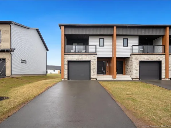 208 Dickey Blvd, Riverview, NB E1B 0V2