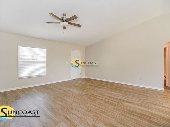 3rd image of 3575 SW 173rd Place Rd