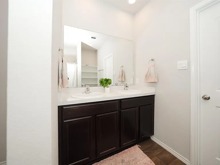 20818 Edmeston Way — Photo 23