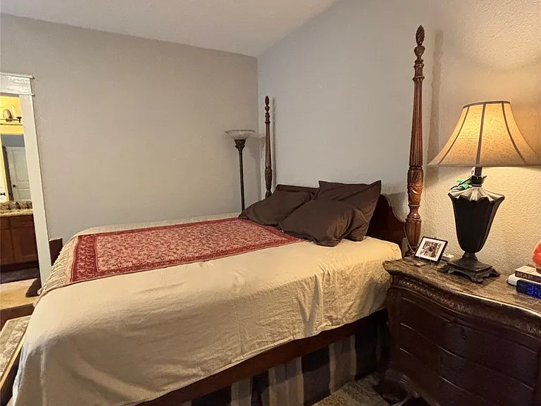 5406 Bennett Ave — Photo 5