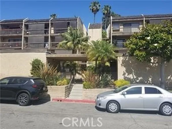 2240 N Legion Dr Unit 207, Signal Hill, CA 90755