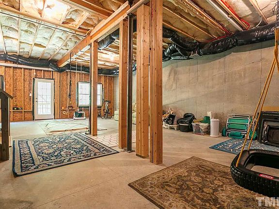 5th image of 2712 Montcastle Ct