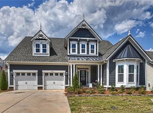 5016 Henshaw Rd, Waxhaw, NC 28173