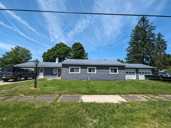 24 S Elm St, Canisteo, NY 14823