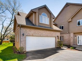 1905 Plainfield Rd APT C, Darien, IL 60561