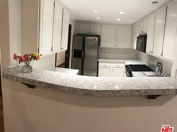 3rd image of 325 S Swall Dr APT 303