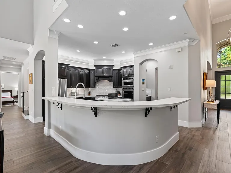 110 S Veilwood Cir — Photo 11