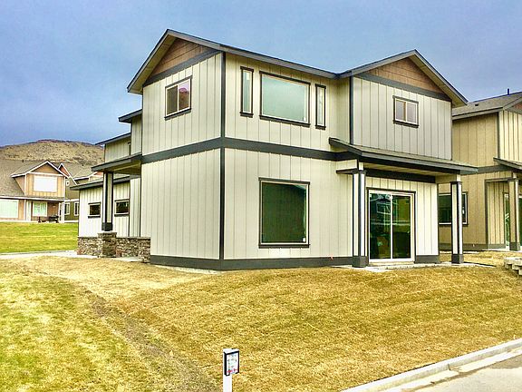 5th image of 9392 Yakima Ln NW