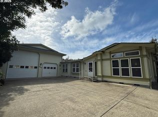 865 Western Way, Florence, OR 97439